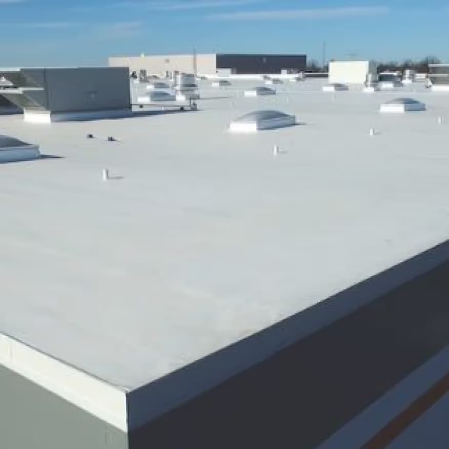 A finished flat commercial rooftop